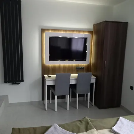 Apartament Mini
